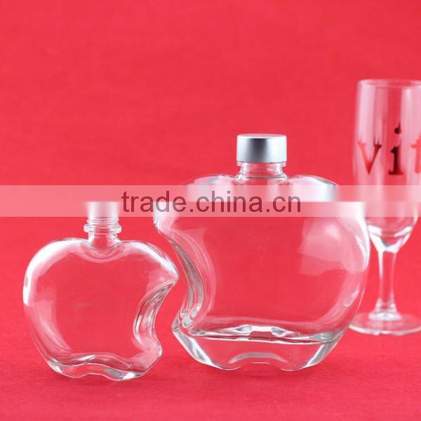 Gun shape bottles empty wine bottles 500ml Martelle bottles