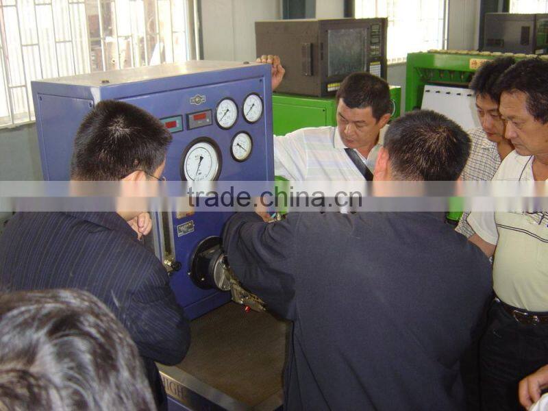 Easy operation with computer HTS679 low price diesel fuel injection pump test bench with thick shell