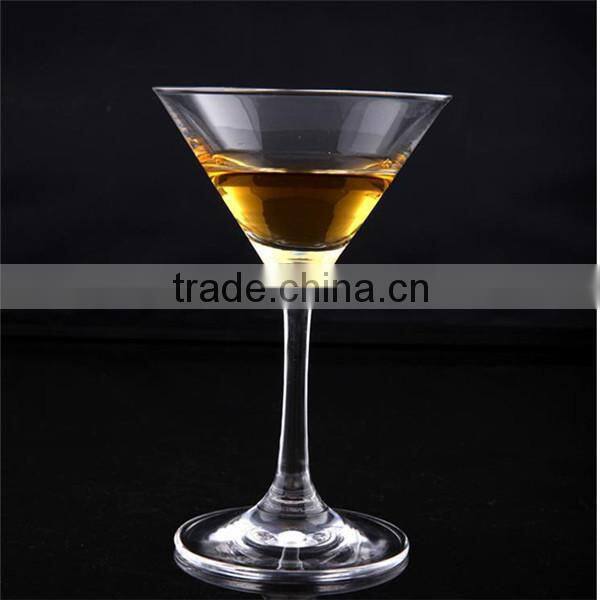 2016 latest and custom crystal goblet