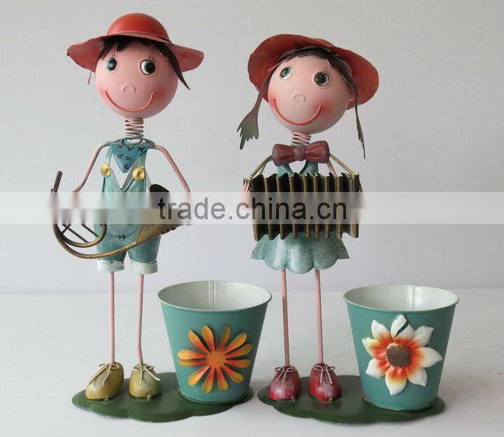 Lovely Metal Crafts (For Ganrden and Home Decor)