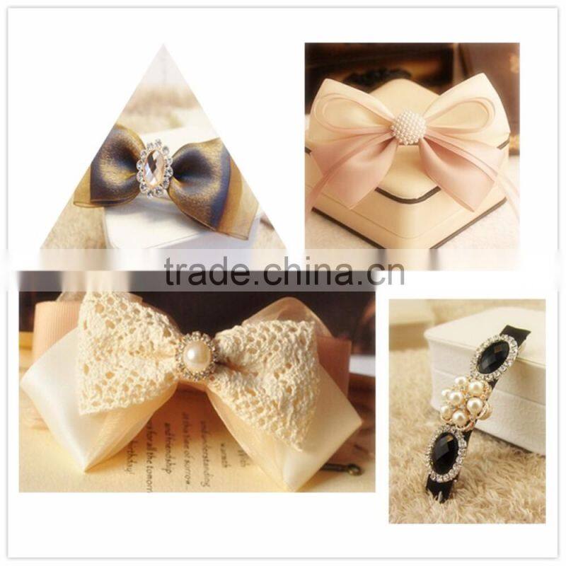 Wholesale High Quality Gold Shinning Alloy Rhinestone Button for Garment in Bulk