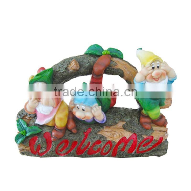 resin gnomes