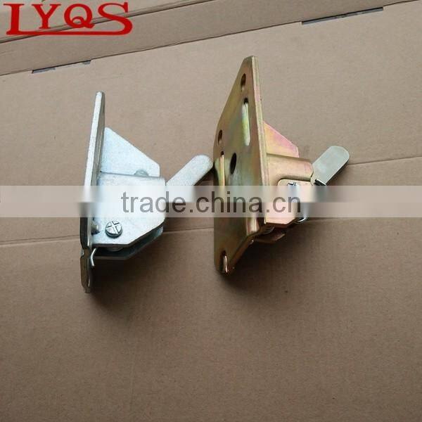 Pressed formwork spring clamp for concrete