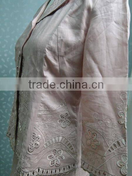 embroidery design ladies suits 2015
