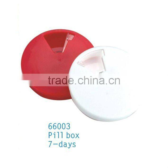 D&D Small Plastic Pill box (66003--1)