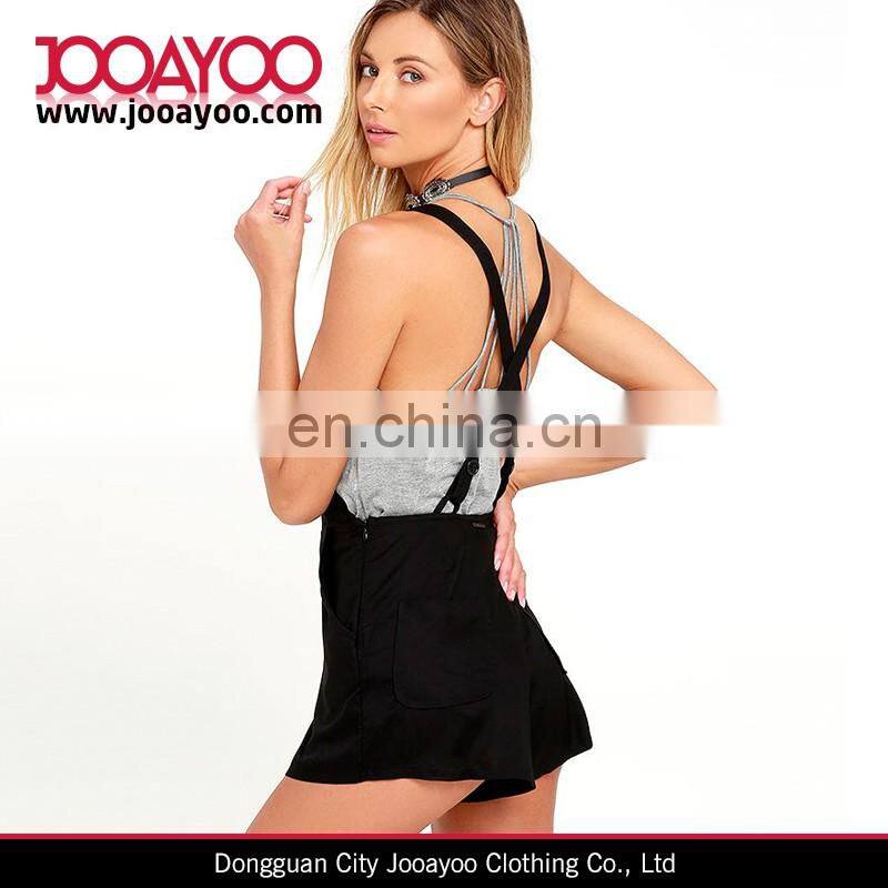 Classic Style Roam Black Crisscrossing Straps Rounded Front Pockets Short Overalls