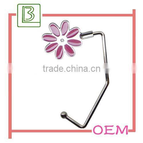 Heart shaped shinny rhinestones unfolding purse hook