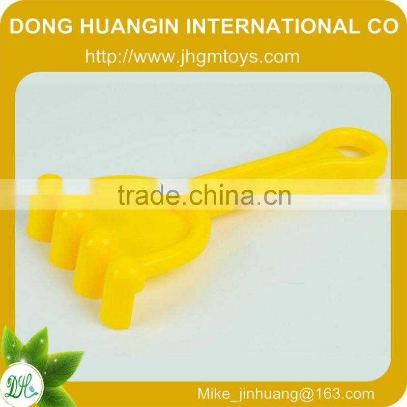 2013 hot sale plastic sand beach toys set for kids