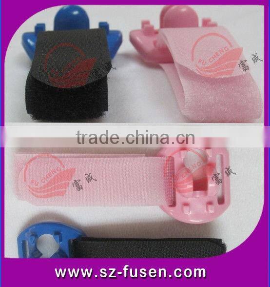 Black Nylon adjustable magic tape straps