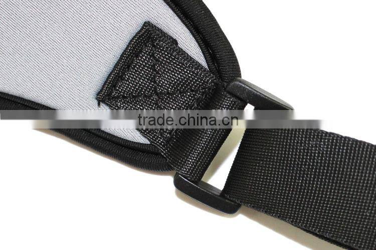 Quick release neoprene camera strap