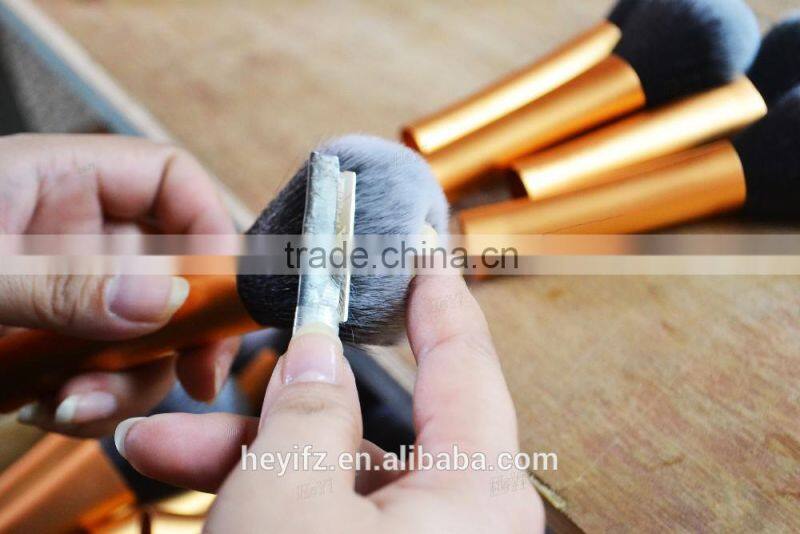 2016 Best Seller Colorful Handle Toothbrush Shape Foundation Brush BB Cream Brush With Cover Lid