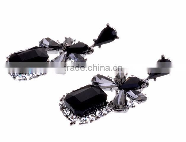 2016 newest designs wholesale square crystal drop earrings