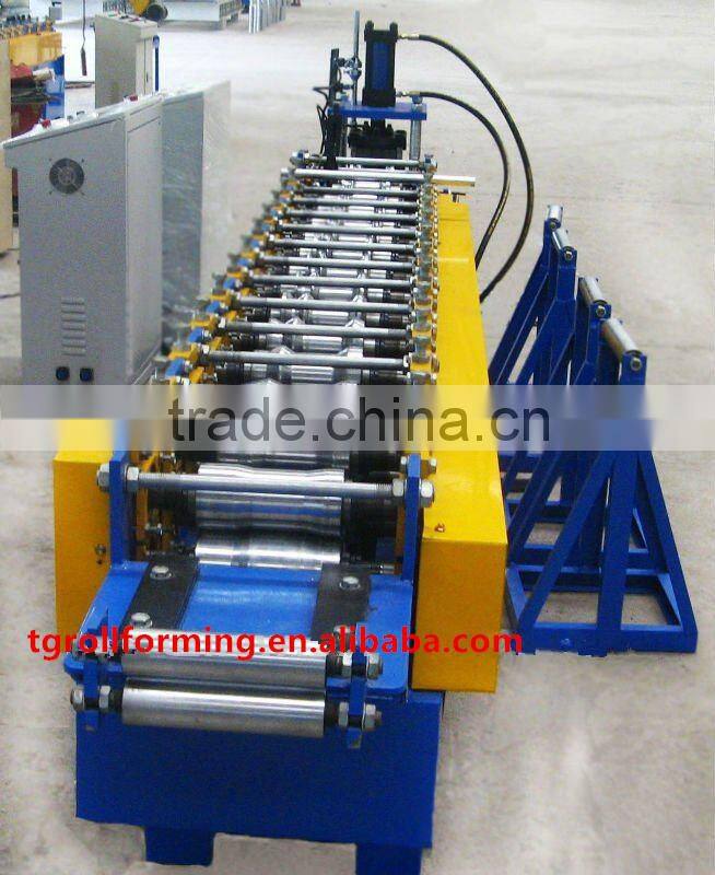 2015 hot sell, high quality, roller shutter slat roll forming machine in China