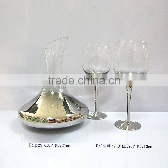 unique luxury wine decanter set with silver rim