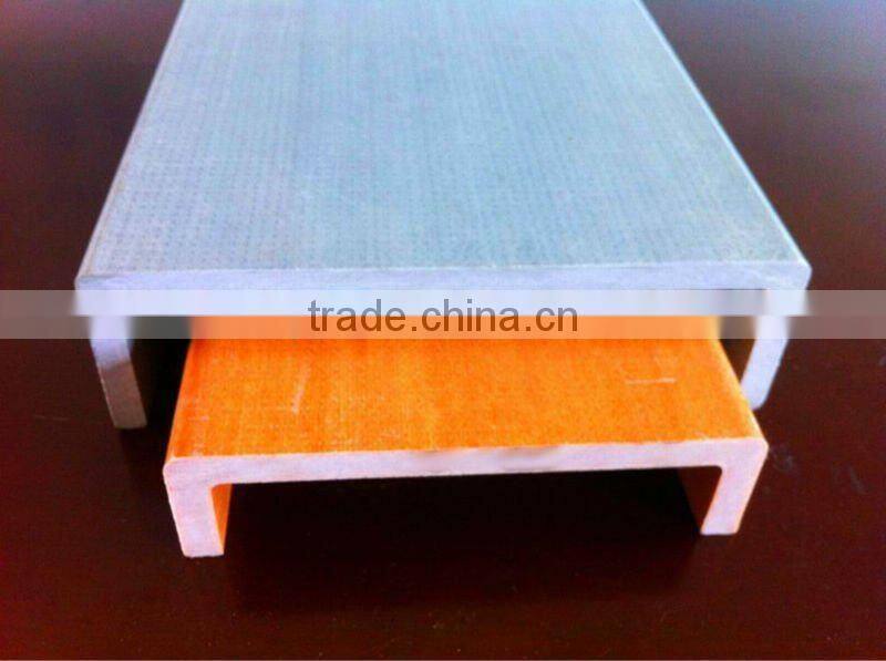 Pultruded UV resistant high strength Fiberglass U-Channel