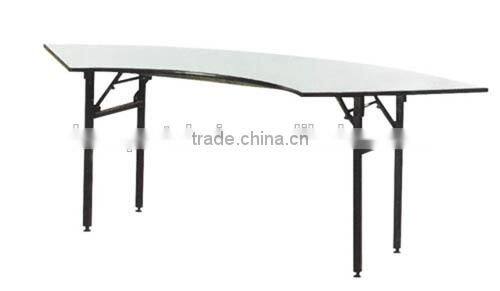 Torus banquet table