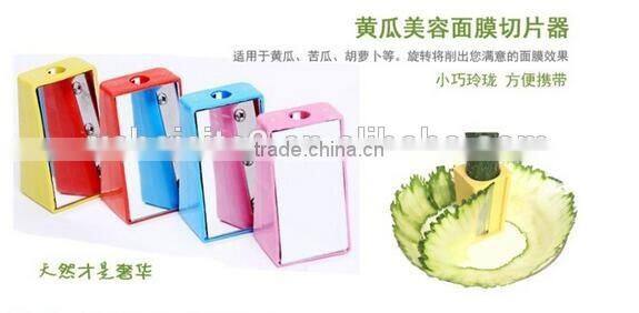 CY127 Creative Cucumber Mask Cutter Vegetable Fruit Slicer Cutter Grater