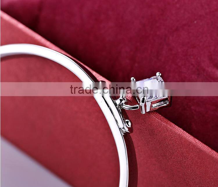 Wholesale Stock Small Order Fashion Women Brief Pendant Bracelets