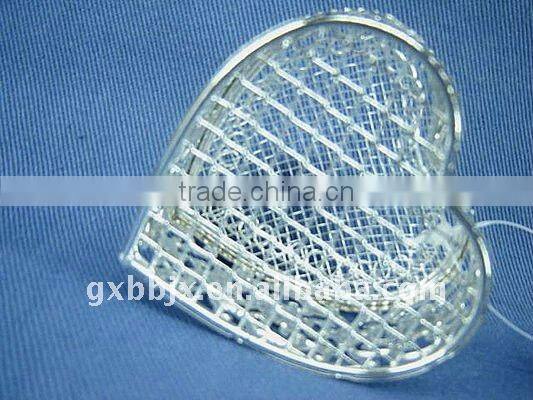 Heart shaped silver wire bussiness gift box