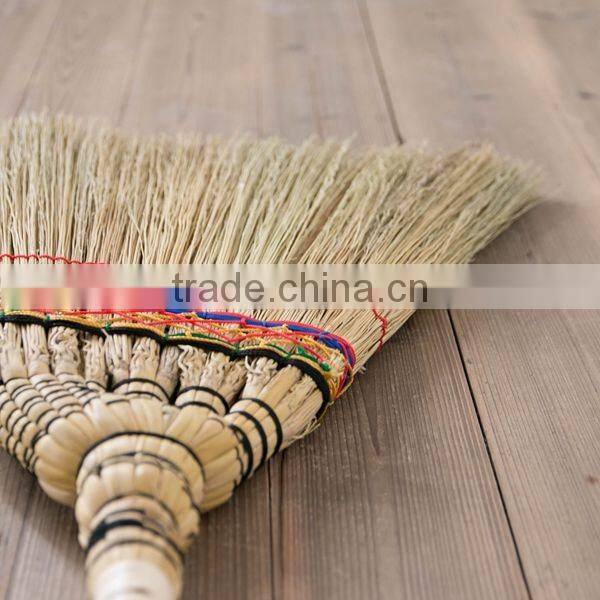 HOME SHORT HANDLE BROOM WITH BAMBOO