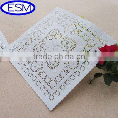 (New design) in 2014 Popular foiled paper doilies