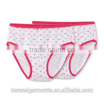 new design Little daisy little girls modeling panties for female
