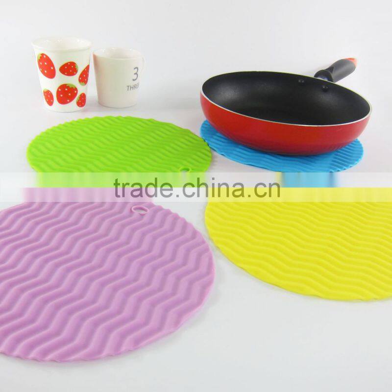 Wholesale heat insulation silicone coaster,silicone heat pad,durable silicone pot holder