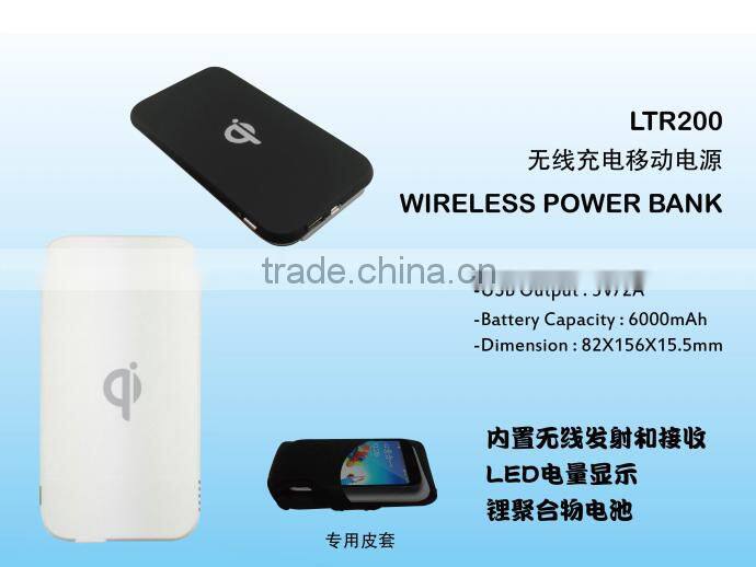 Universal LTR200 Wireless Power Bank Charger