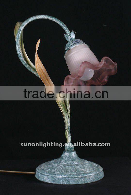 Traditional glass shade table lamp decorative lighting