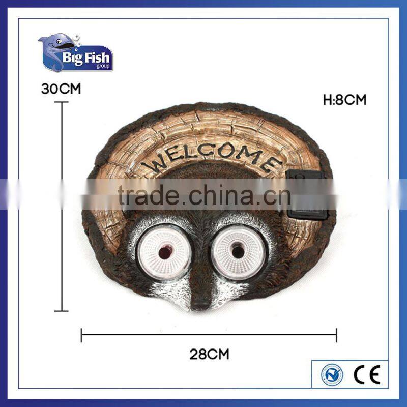 Solar Powered polyresin animal Barn grandapa Owl shaped house Light