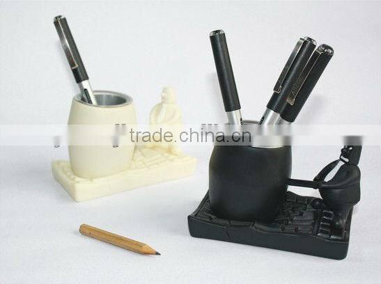 Supply creative Hammer keyboard sundries box / pen holder