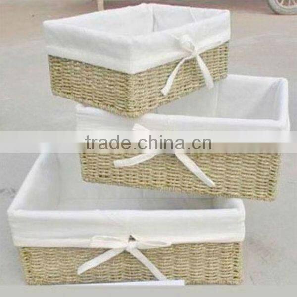 white wicker storage basket with cotton liner (factory supplier)