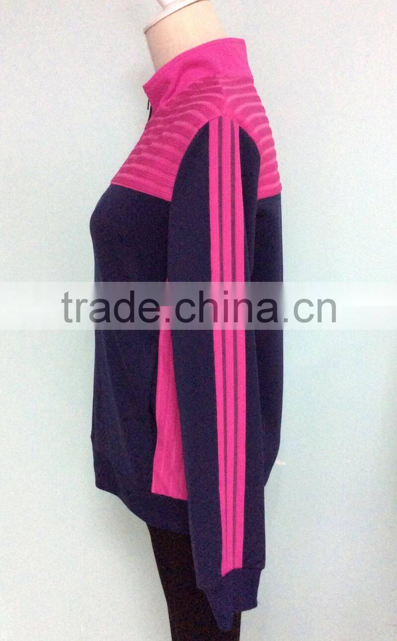 Fashion custom fantastic matching color women running sportswears made in china