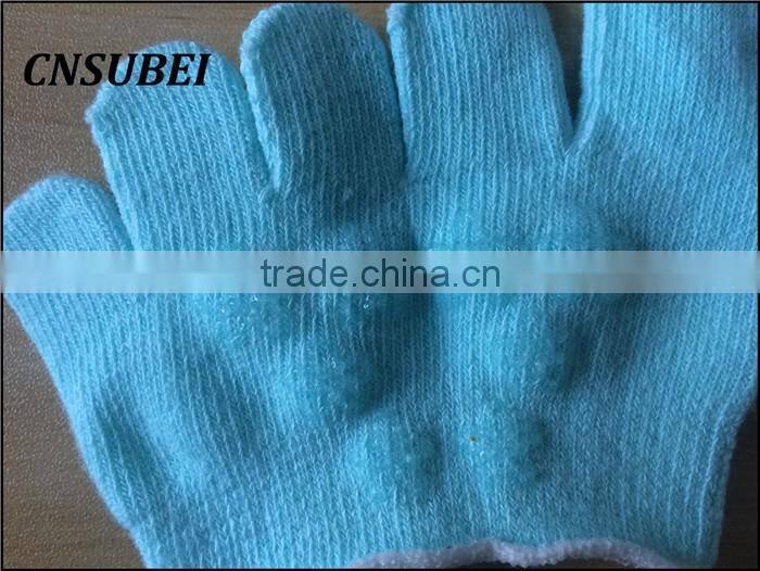 Light green women half feet anti-slip flower pattern grip yaga socks for lady pilates