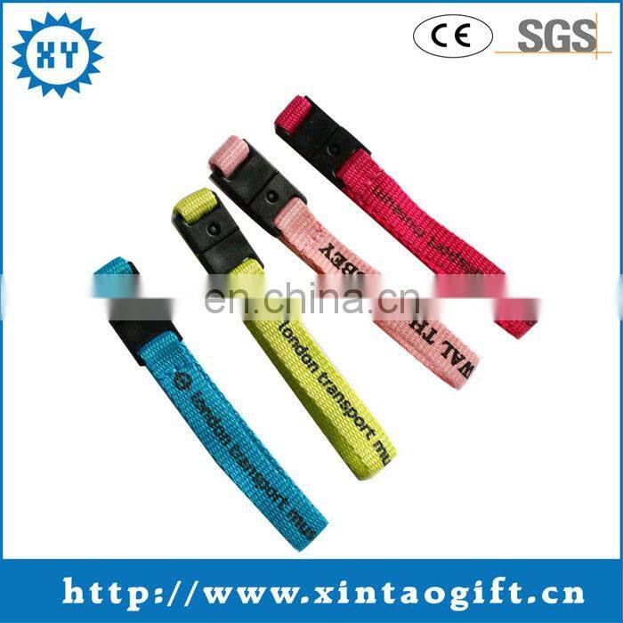 2017 fashion nylon name/branded lanyard