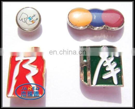 cheap custom enamel and epoxy pin badge wholesale