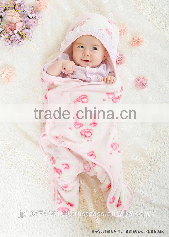 Japanese wholesale products high quality winter baby clothes wrap up for girl