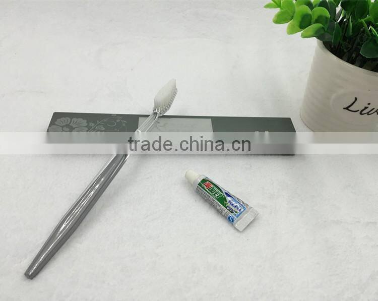 2015 cheap best-selling super clean toothbrush with paste