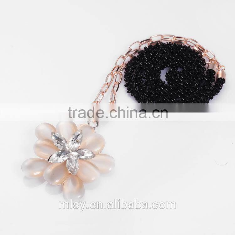 Beautiful flower black welded metal ornament chain Brightness F1-80023