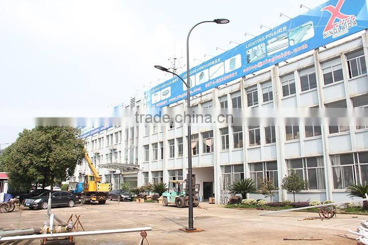 mid hinged pole led galvanized light pole