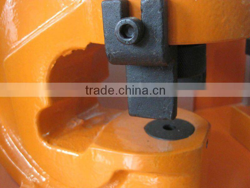 CH-70 hydraulic metal hole punch tool driver