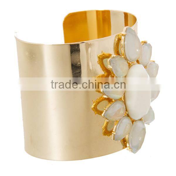 New Design Resin Beads Gold Plated Bangles