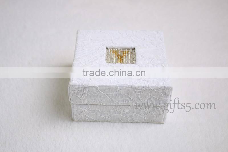 Personalized custom handmade made jewelry boxes with beaded name plate of Y