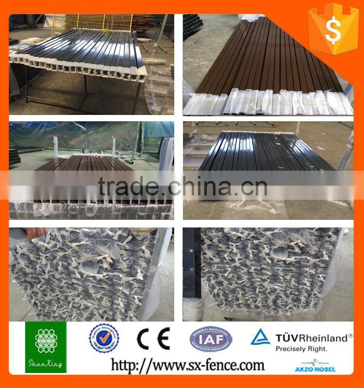 Fast Delivery Powder Coated Welded Iron Wire Mesh Fence
