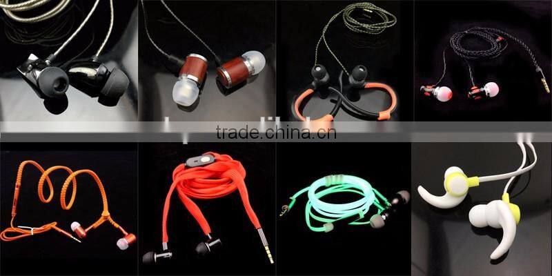 Sport promotion metal earphones in-ear wired earphone for MP3 player