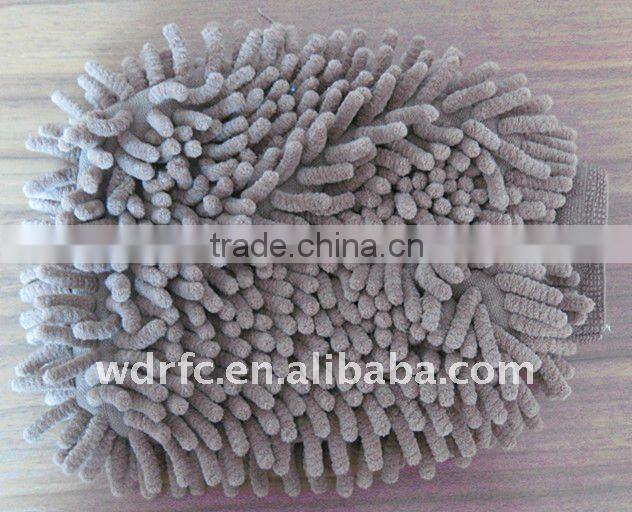 Working glove cleaning glove