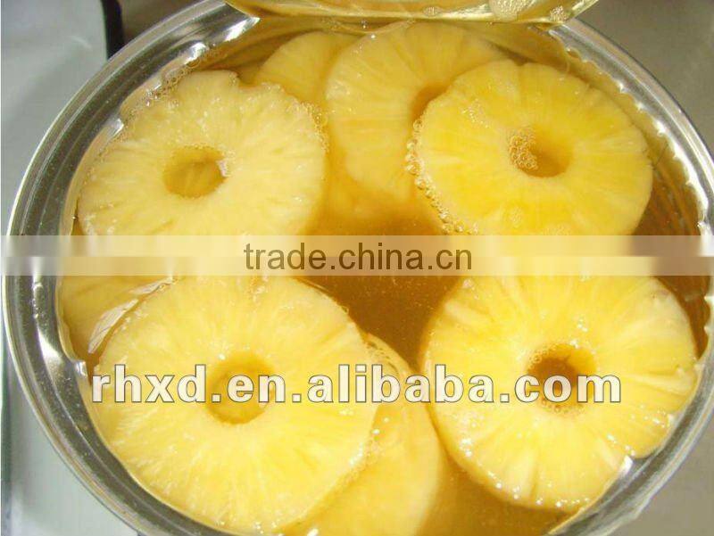 canned fruit sliced pineapple in light syrup