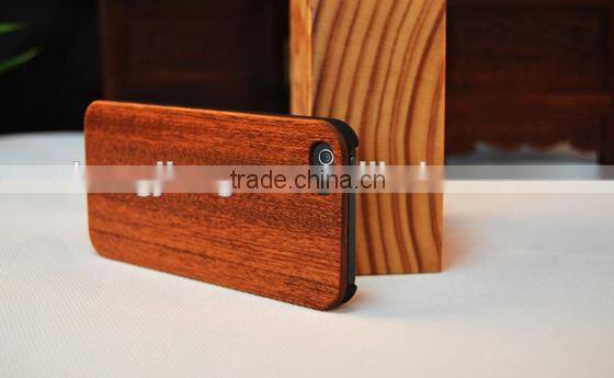 MOBILE PHONE CASE CUSTOMIZED in natural solid wood finish