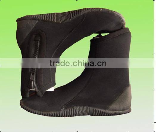 Nice rubber +neoprene diving /swimming warm snorkeling shoes