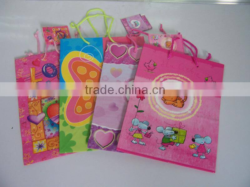 2013 cheap personalized Chrismas paper gift bag wholesale